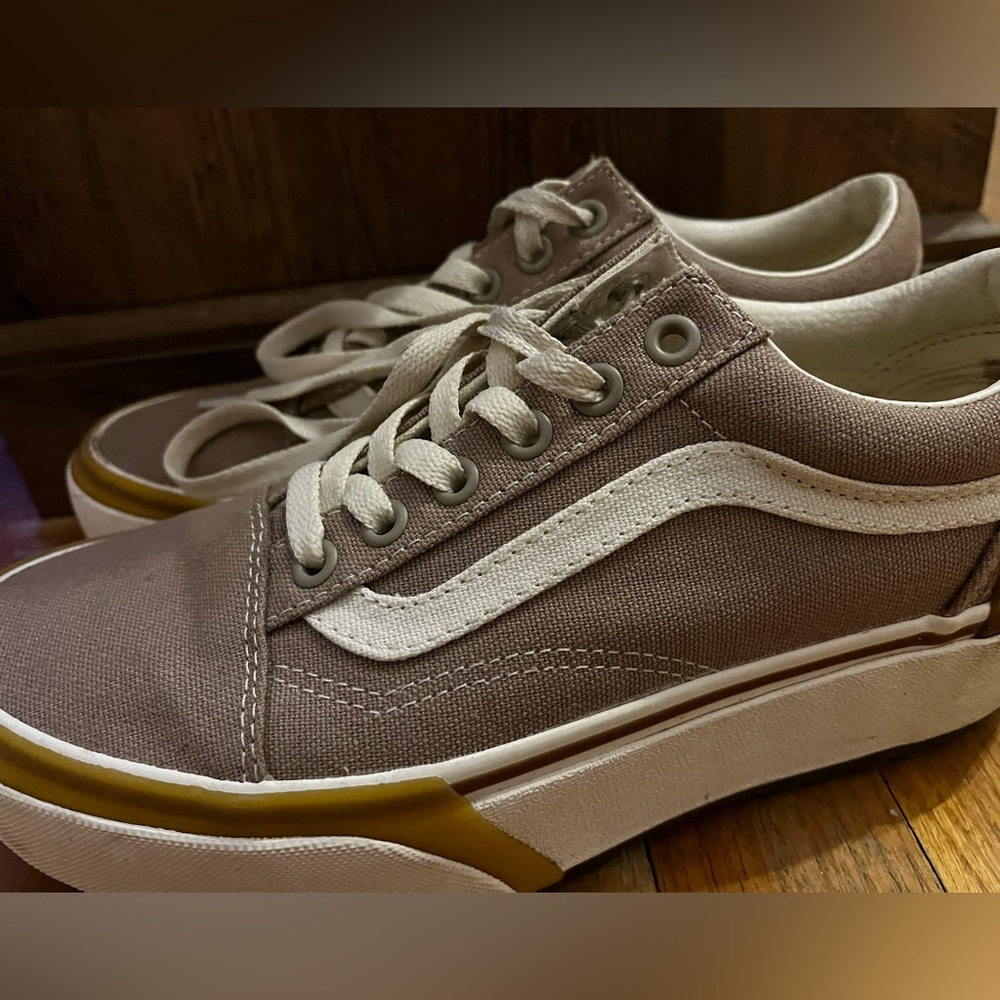 Vans Platform